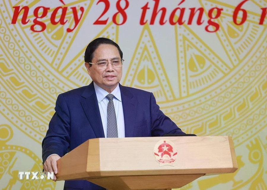 Thủ tướng Phạm Minh Chính chủ trì phiên họp lần thứ 12 của Hội đồng Thi đua-Khen thưởng Trung ương. (Ảnh: Dương Giang/TTXVN).