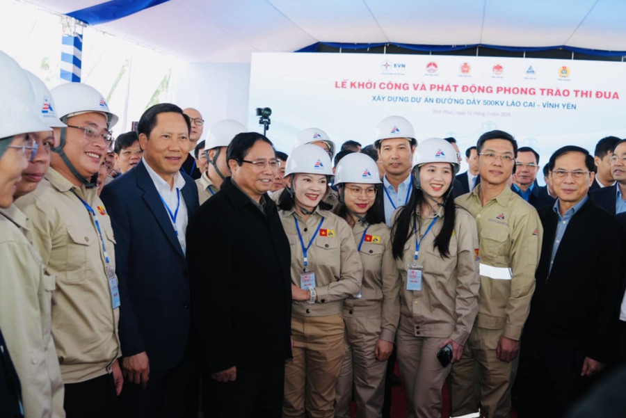 Thủ tướng Phạm Minh Chính tại Lễ khởi công dự án Đường dây 500kV Lào Cai - Vĩnh Yên.