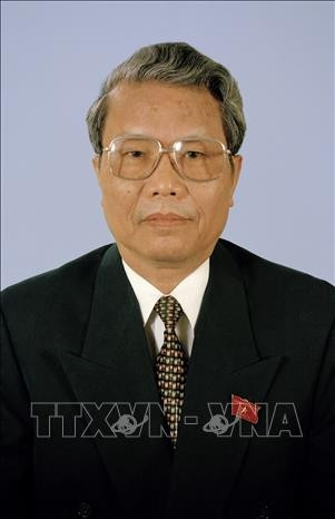 Chân dung Chủ tịch nước Trần Đức Lương. Ảnh: TTXVN. Chân dung Chủ tịch nước Trần Đức Lương. Ảnh: TTXVN.