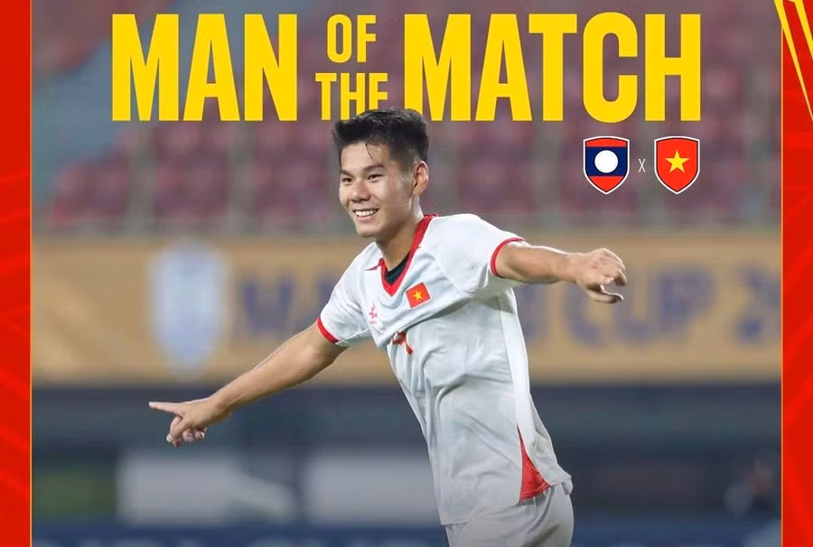 Hiểu Minh được bầu chọn là Cầu thủ xuất sắc nhất trận U23 Việt Nam 3-0 U23 Lào, vòng bảng U23 Đông Nam Á 2025. Ảnh: VFF.