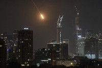 chum-anh-iran-tan-cong-ten-lua-vao-israel-011.jpg