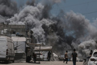 chum-anh-khoanh-khac-mot-cuoc-khong-kich-vao-thanh-pho-gaza-02.jpg