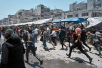 chum-anh-khoanh-khac-mot-cuoc-khong-kich-vao-thanh-pho-gaza-03.jpg