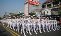 hinh-anh-viet-nam-ky-niem-50-nam-ngay-thong-nhat-tren-bao-quoc-te-14.jpg