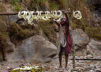 chum-anh-nhung-nguoi-du-muc-cuoi-cung-o-nepal-06.jpg