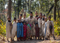 chum-anh-nhung-nguoi-du-muc-cuoi-cung-o-nepal-011.jpg