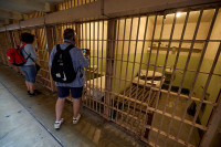 chum-anh-nha-tu-alcatraz-060505-06.jpg