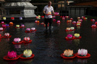 chum-anh-dai-le-phat-dan-vesak-0505-05.jpg