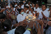 chum-anh-dai-le-phat-dan-vesak-0505-012.jpg