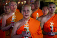 chum-anh-dai-le-phat-dan-vesak-0505-02.jpg