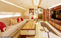 ben-trong-cung-dien-bay-400-trieu-usd-qatar-tang-ong-trump-2.jpg