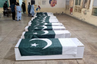 xung-dot-an-do-pakistan-leo-thang-nguoi-dan-tim-noi-tru-an-010.jpg