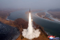 dprk-test-fire-hypersonic-ballistic-missile-060105-04.jpg