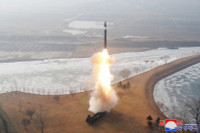 dprk-test-fire-hypersonic-ballistic-missile-060105-03.jpg