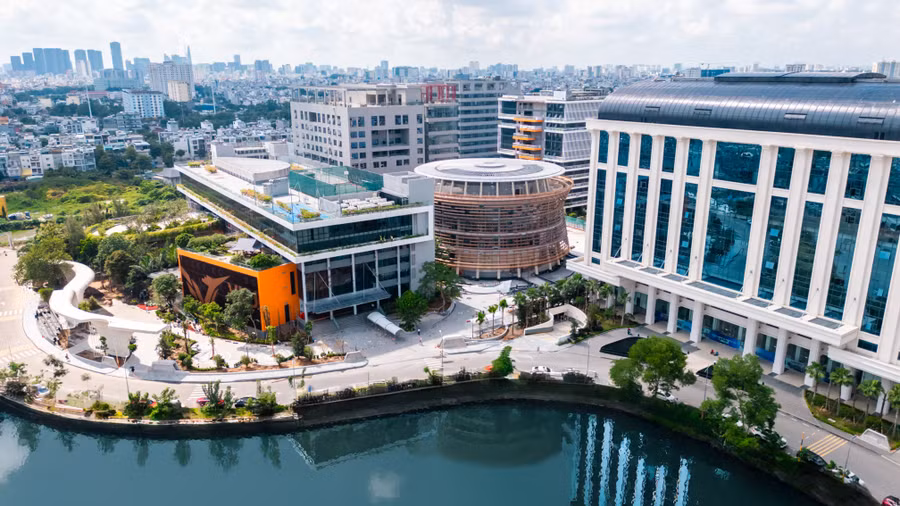 Khuôn viên Trường Đại học Văn Lang. Ảnh: VLU.