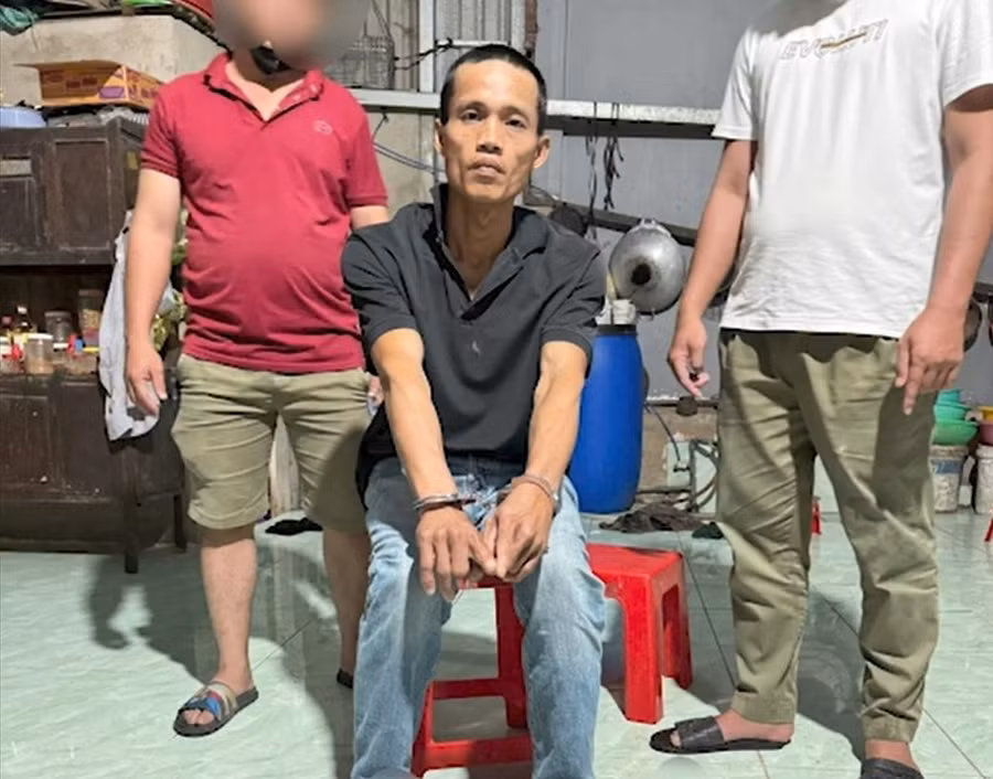 Nguyễn Thanh Hùng khi bị bắt. Ảnh: CACC.