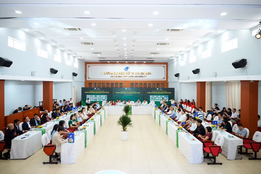 Chương trình "Kết nối doanh nghiệp" tại Trường Đại học Mở TPHCM. Ảnh: BTC.