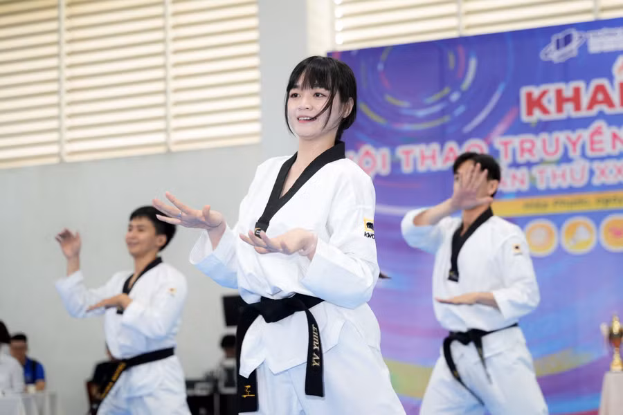 oun0330.jpg