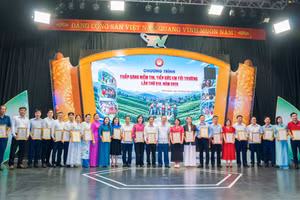 Nhiều đơn vị, doanh nghiệp, nhà hảo tâm đã chung tay đồng hành cùng chương trình.