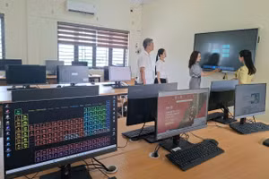 Phòng học thông minh của Trường THCS Nha Trang (phường Phan Đình Phùng, tỉnh Thái Nguyên).