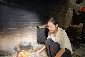 Em Phạm Thị Như Quỳnh, ở bản Pu, xã Trung Thành (Thanh Hóa).