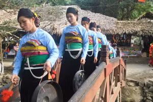 Phụ nữ dân tộc Mường ở Thanh Hóa.