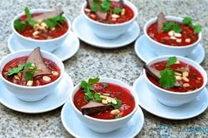 Tiết canh lợn (Ảnh minh họa).