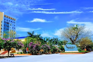 Trường Đại học Hồng Đức.