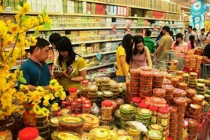 Tết Nguyên đán là thời điểm nhu cầu tiêu thụ thực phẩm của người Việt đa dạng và lớn nhất trong năm.