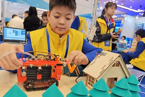 Chính sách mới hạn chế học sinh Trung Quốc lạm dụng AI.