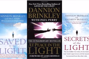 Các quyển sách nổi tiếng của Dannion Brinkley.