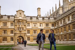 Đại học Cambridge là lựa chọn hàng đầu của sinh viên Mỹ.