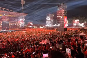 Các concert sử dụng công nghệ, âm thanh, ánh sáng hiện đại, thu hút được đông đảo khán giả.