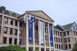 Các trường đại học Hàn Quốc tăng học phí hàng loạt.