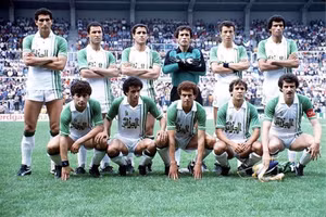 Algeria gây sốc khi đánh bại Tây Đức tại World Cup 1982.