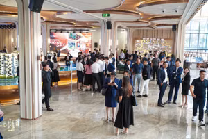 Nhiều ý kiến của đại diện các bộ, ngành, hiệp hội đóng góp cho Trung tâm Giao dịch BĐS và quyền sử dụng đất do Nhà nước thành lập sớm đi vào hoạt động.