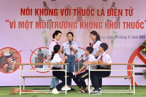 Cần giáo dục về tác hại của thuốc lá điện tử cho học sinh. Ảnh: Internet