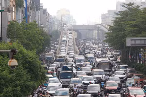 Hà Nội đang xây dựng, triển khai phương án giao thông đô thị, chống ùn tắc, ô nhiễm.