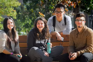 Canada gỡ bỏ rào cản hành chính cho sinh viên quốc tế.