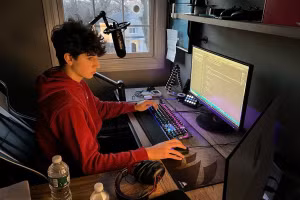 Học viện Công nghệ Georgia, Mỹ là trường 'hiếm hoi' Yadegari trúng tuyển.