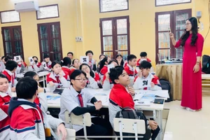 Ứng dụng công nghệ thông tin trong kiểm tra đánh giá tại Trường THCS Trần Bích San. Ảnh: NTCC