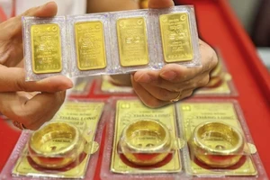 Đề xuất nới 'room' vàng cho các ngân hàng sẽ có những tác động nhất định tới thị trường.