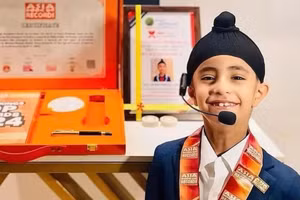 Thần đồng Ấn Độ 5 tuổi biết lập trình, 8 tuổi dự hội thảo về AI.