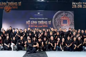 Dàn diễn viên và chuyên gia võ thuật hùng hậu sẽ đem đến cho bộ phim những pha hành động mãn nhãn. Ảnh: ĐPCC