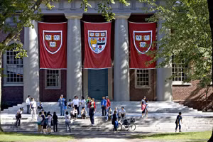 Đại học Harvard, Mỹ.