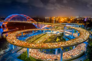 Tác phẩm 'Hải Phòng những đêm không ngủ' của Vũ Văn Lâm (Hải Phòng) - Huy chương Vàng thể loại hiện thực. Ảnh: BTC