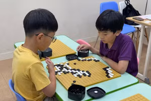 Học viện cờ vây được nhiều học sinh lựa chọn để rèn luyện trí tuệ và giải trí sau giờ học.