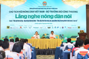 Quang cảnh Diễn đàn.
