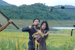 Phim được ghi hình tại nhiều nơi như Hà Nội, Thanh Hóa và một số địa điểm của nước bạn Lào. Ảnh: Điện ảnh CAND 