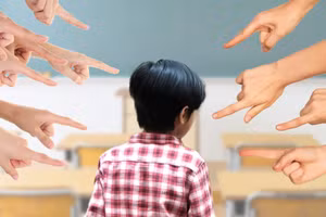 Những đứa trẻ tìm kiếm sự chú ý trên Internet.